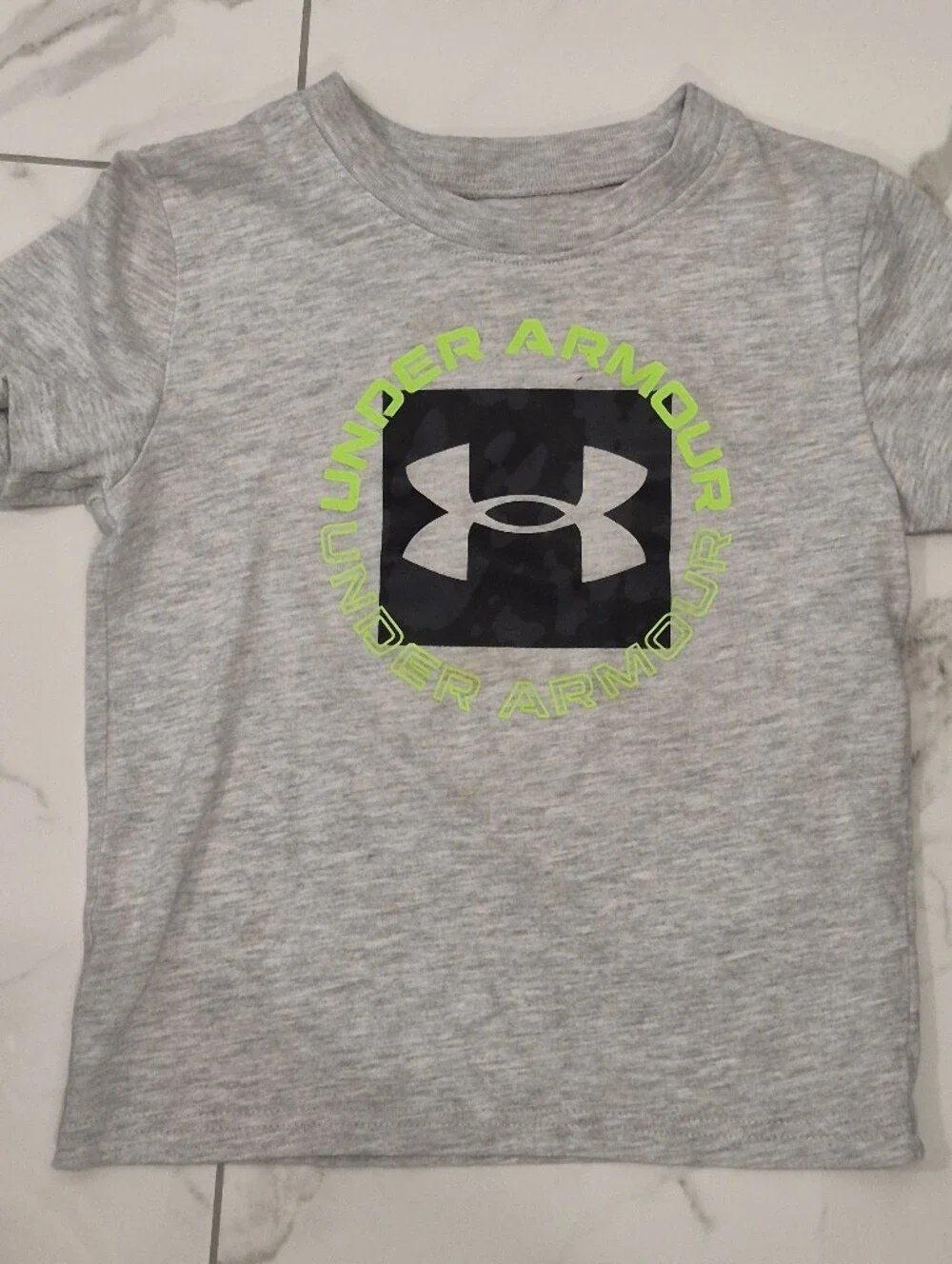 Nike/under Armour Boys 4 T Bundle